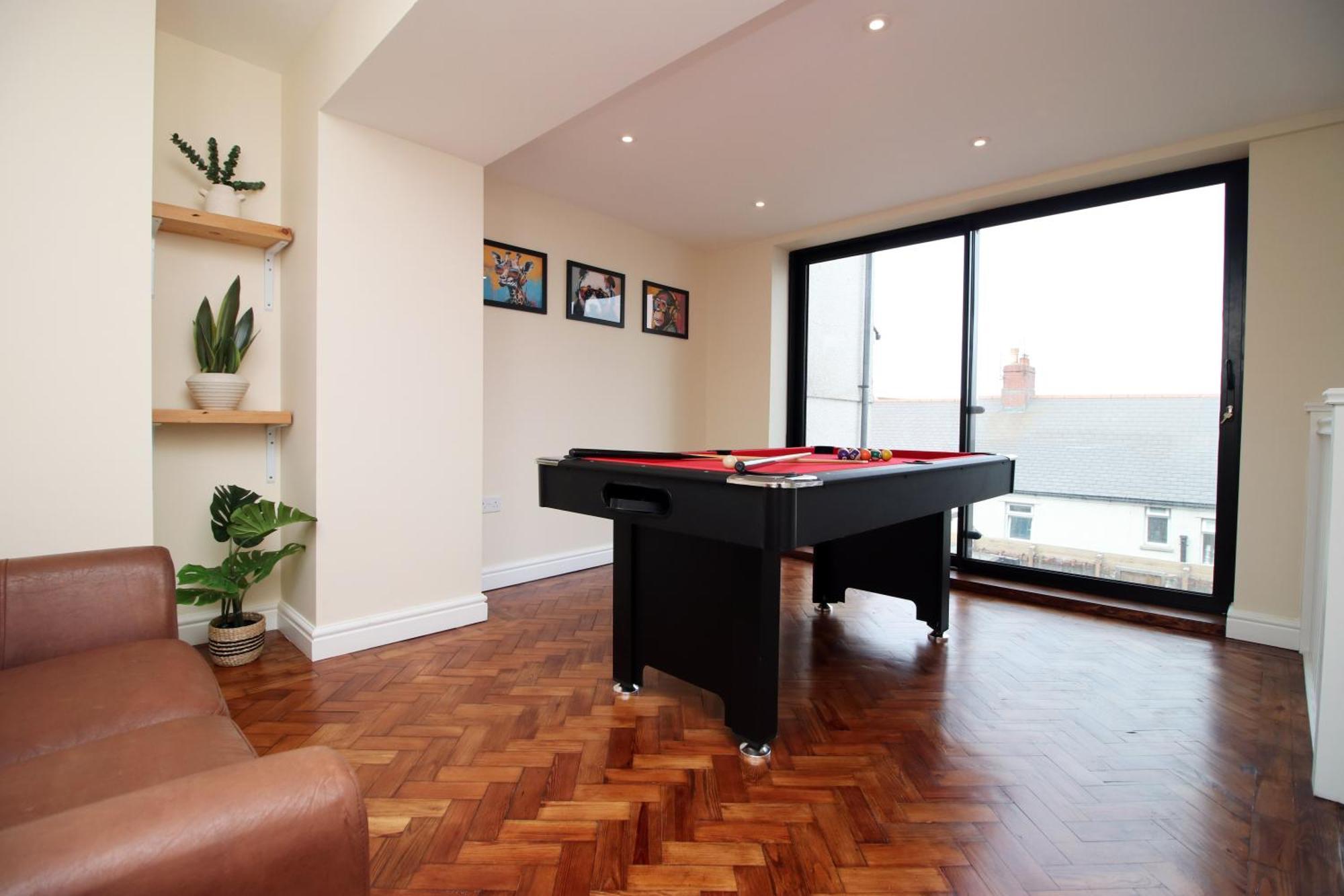 Luxury 4 Bedroom 4 Ensuite Home In Penarth Кардифф Экстерьер фото